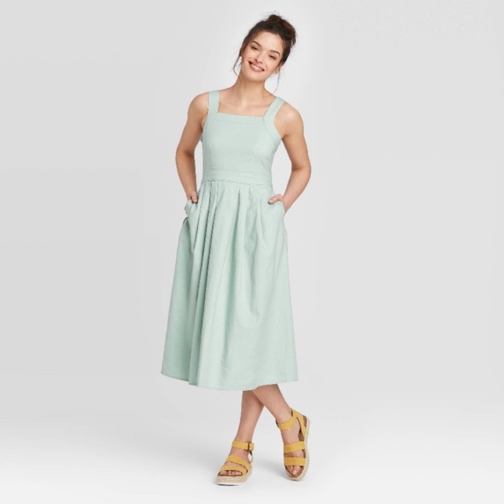 NWT Universal Thread Mint Pleated Sleeveless Dress
